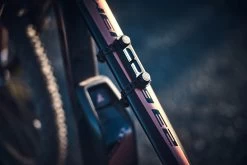 Fidlock TWIST Uni Base - Zwart -Fietsuitrusting Winkel 09620 fidlock TWIST uni base outdoor 01