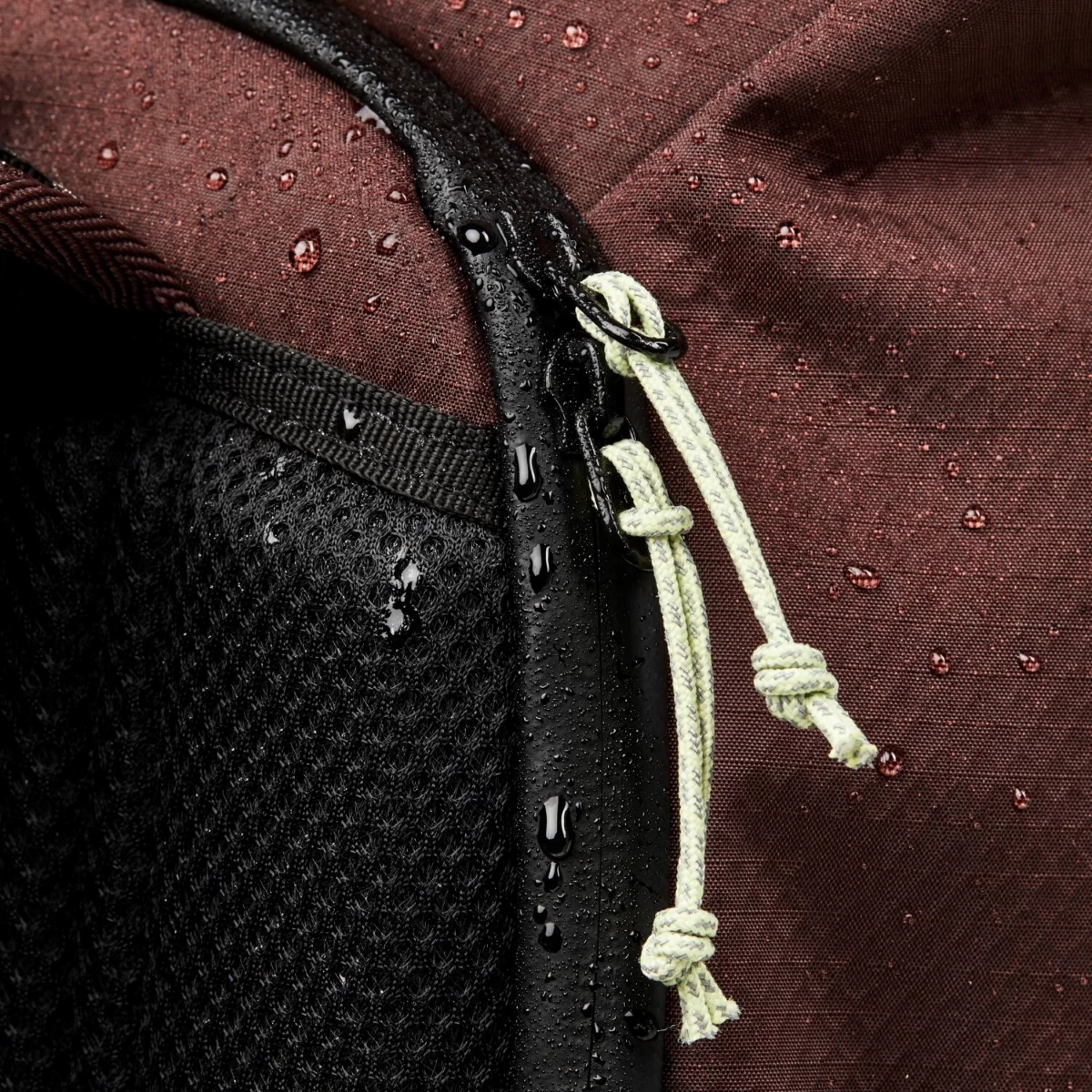 AEVOR Bike Pack Rugzak - Proof Maroon 12 AEVOR Bike Pack Rugzak - Proof Maroon - Afbeelding 10