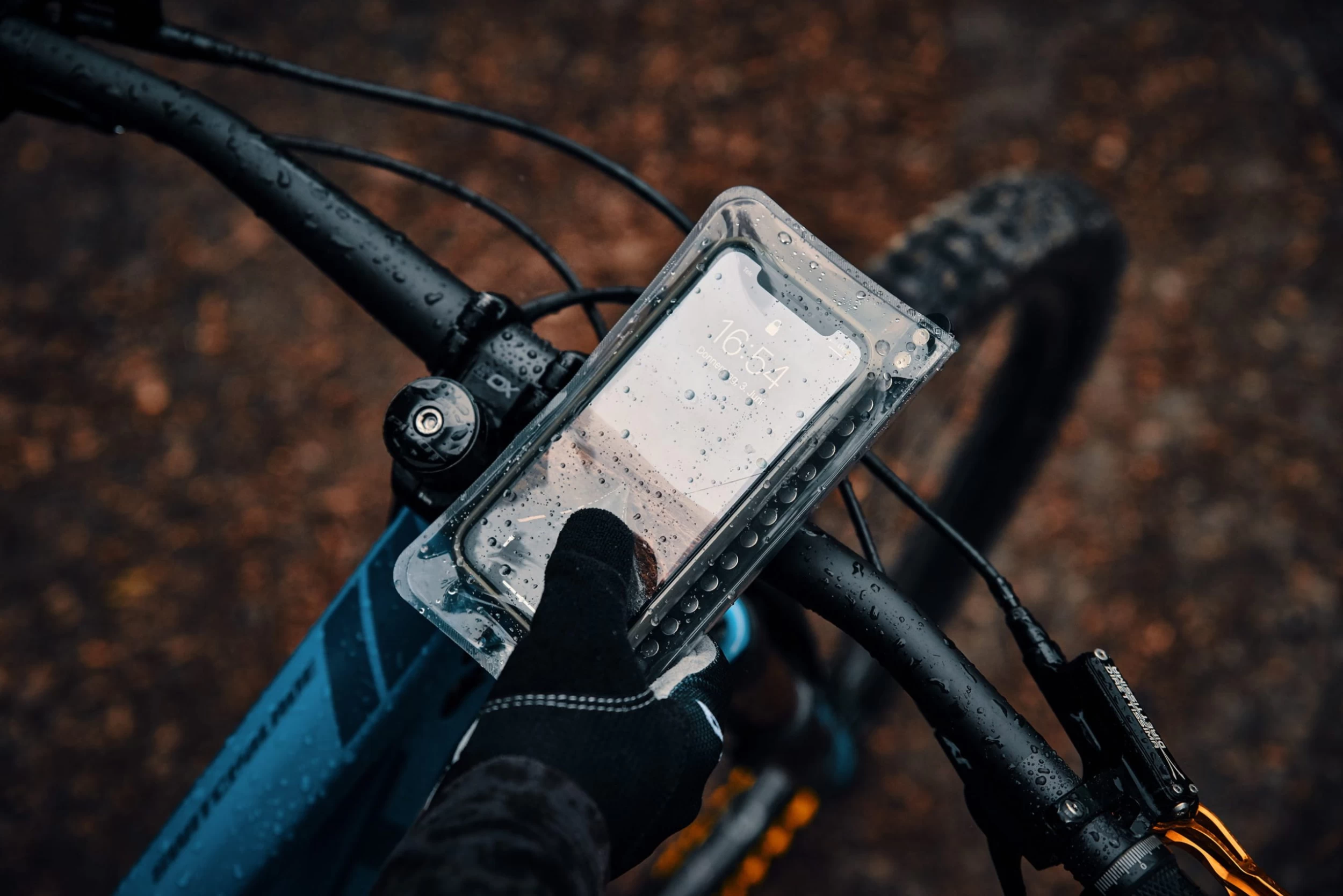 Fidlock VACUUM Uni Telefoonhoesje - M Zwart 10 Fidlock VACUUM Uni Telefoonhoesje - M Zwart - Afbeelding 8