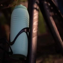 Fidlock Keego Fles 750 - Zilver -Fietsuitrusting Winkel keego sport bottle 750ml celestial mint 4